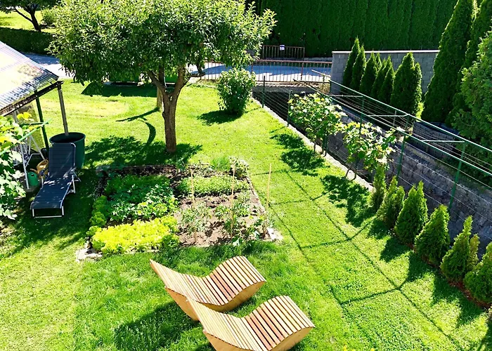 Apartments Green Paradise