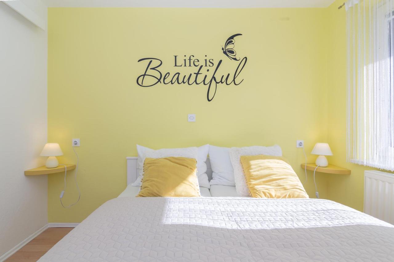 Paradise Apartment
