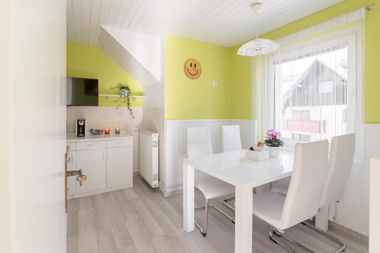 Paradise Apartment *